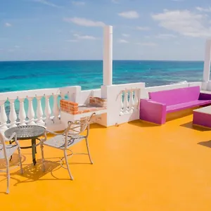 villa-elena-isla-mujeres.quintano-roohotels.com/
