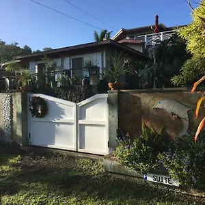 Mediteranean Style Ohana / Garden In Pahoa , Honolulu Landing USA